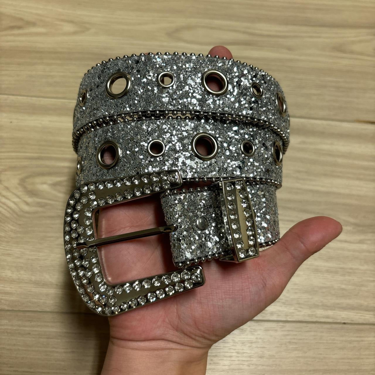 0560 - Silver Rhinestone Grommet Buckle Belt