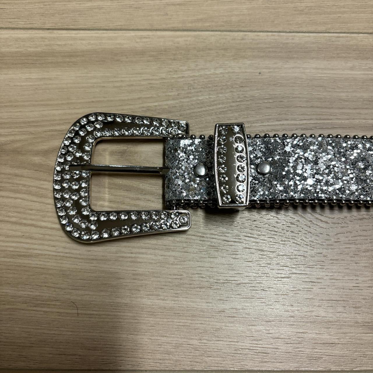0560 - Silver Rhinestone Grommet Buckle Belt