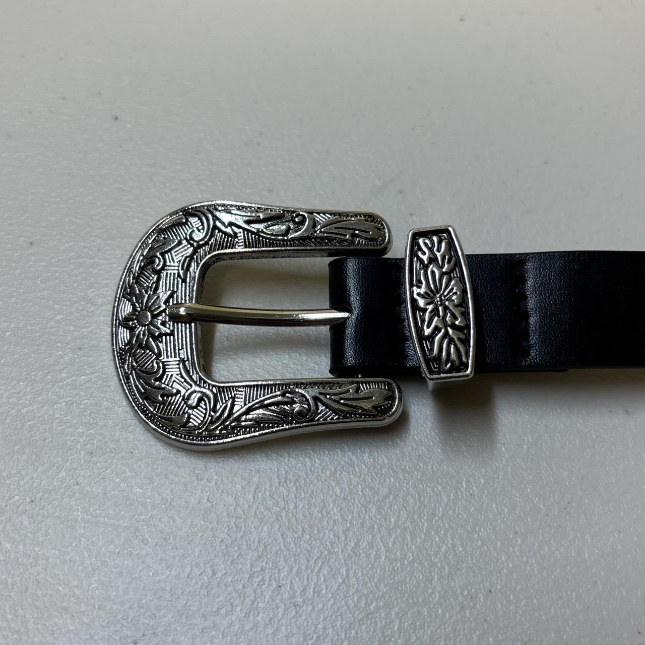 0633 - Floral Engraved Buckle Belt Black