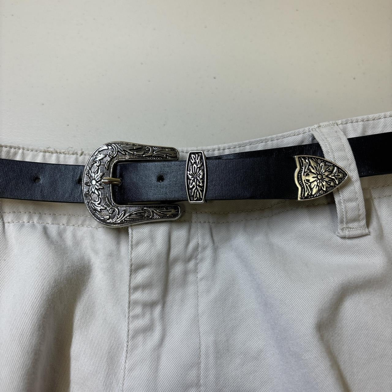 0633 - Floral Engraved Buckle Belt Black