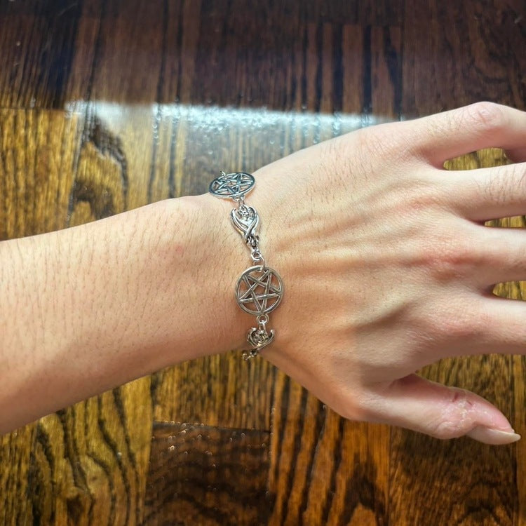 0220 - Gothic Bat Pentagram Bracelet