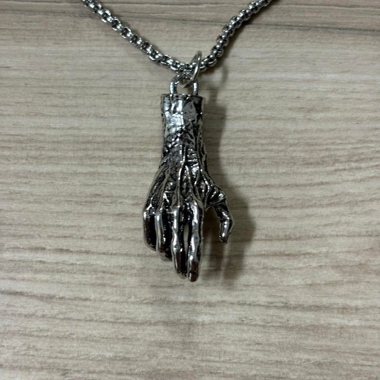 0275 - Zombie Hand Necklace