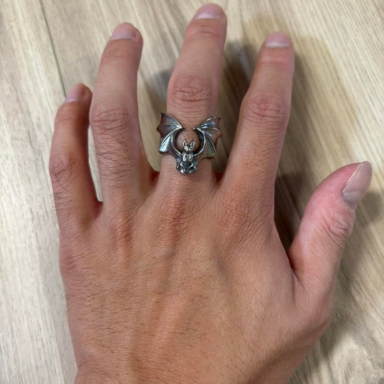 0299 - Grunge Bat Ring