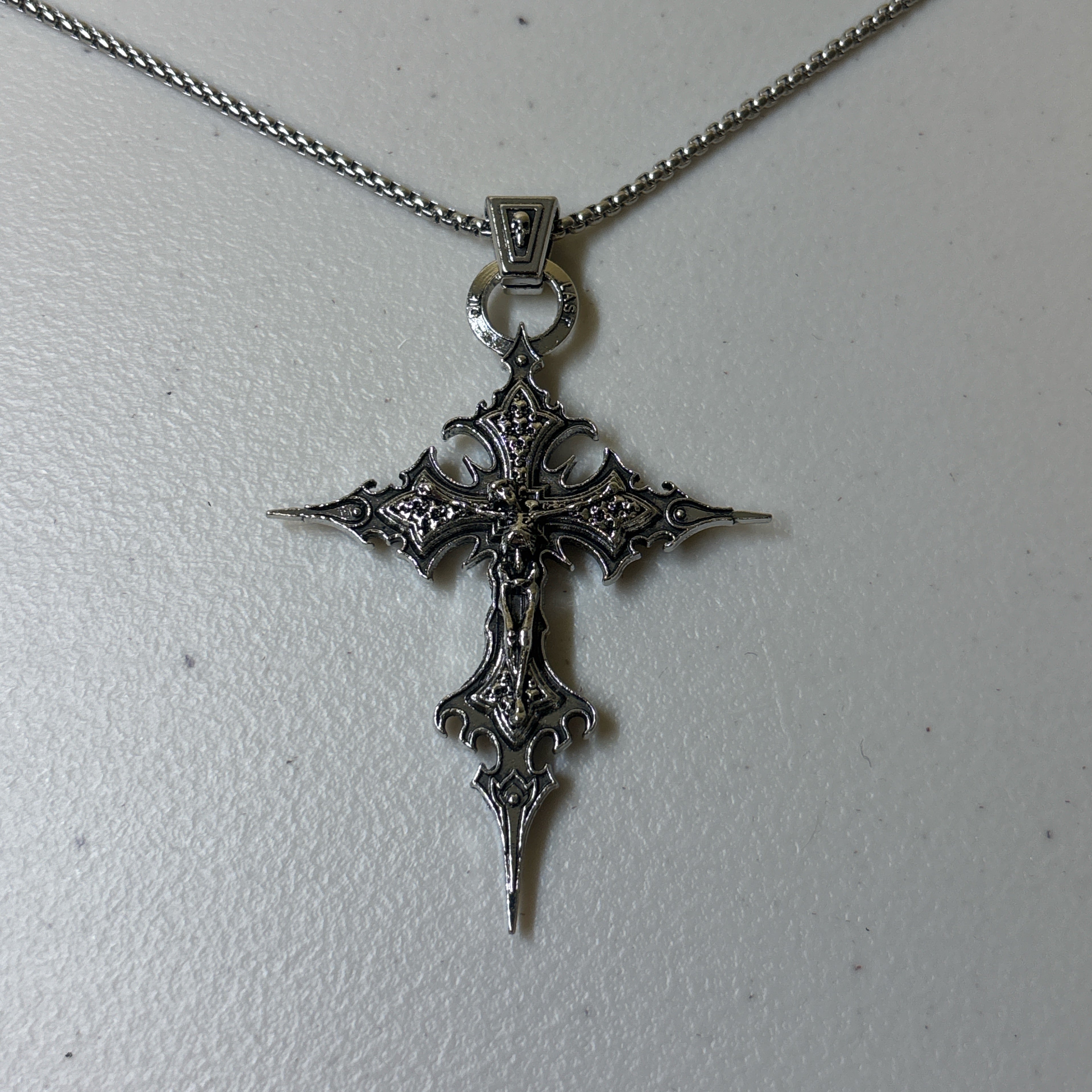 0355 - Gothic Skeleton Cross Necklace