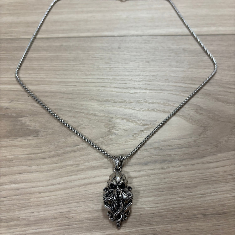 0219 - Cthulhu Octopus Necklace