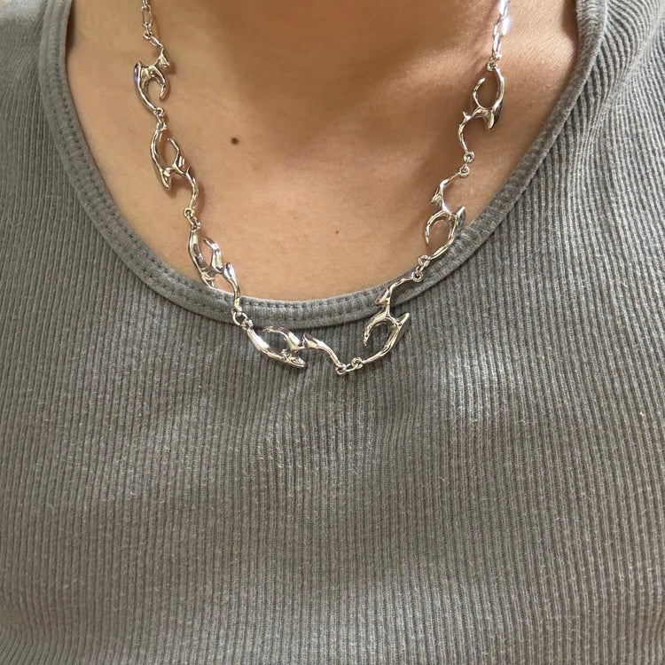 0335 - Abstract Fire Chocker/Chain