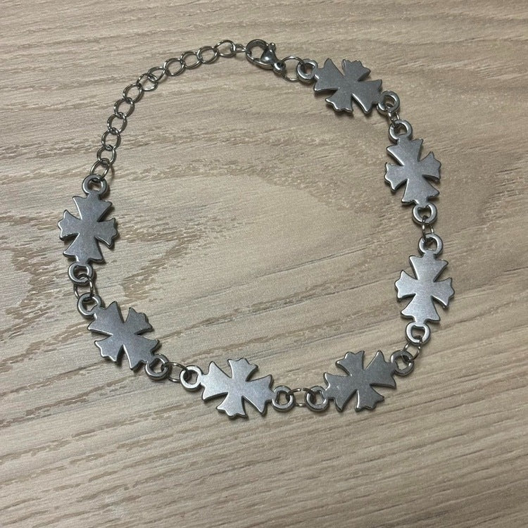 0400 - Gothic Cross Bracelet V2