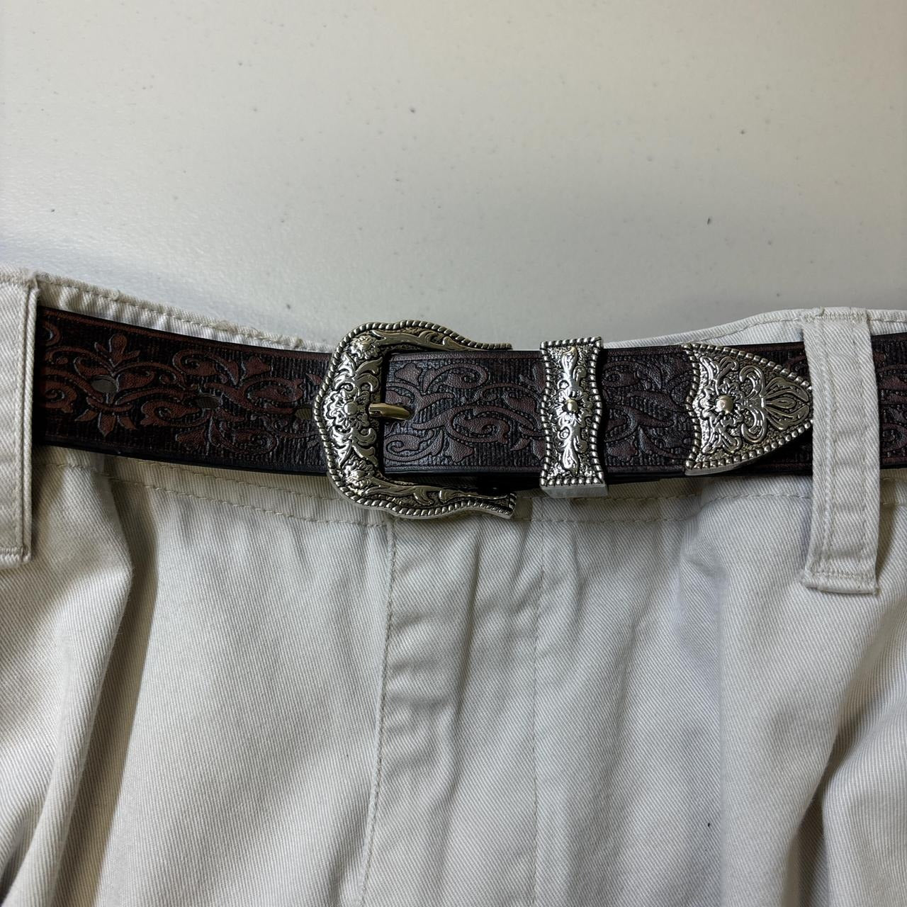 0661 - Western Gothic Floral Buckle Belt