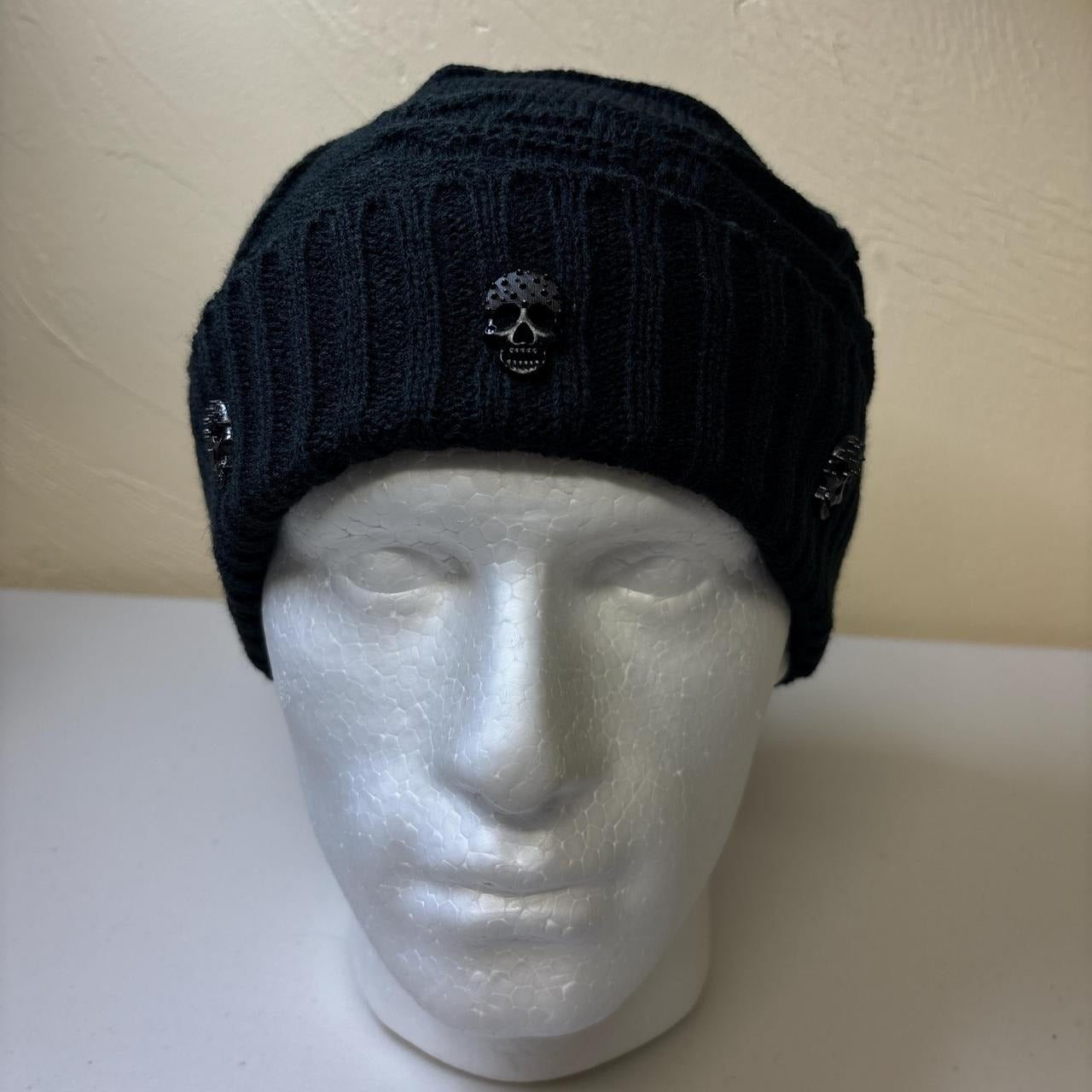 0667 - Skull Knitted Beanie (black)