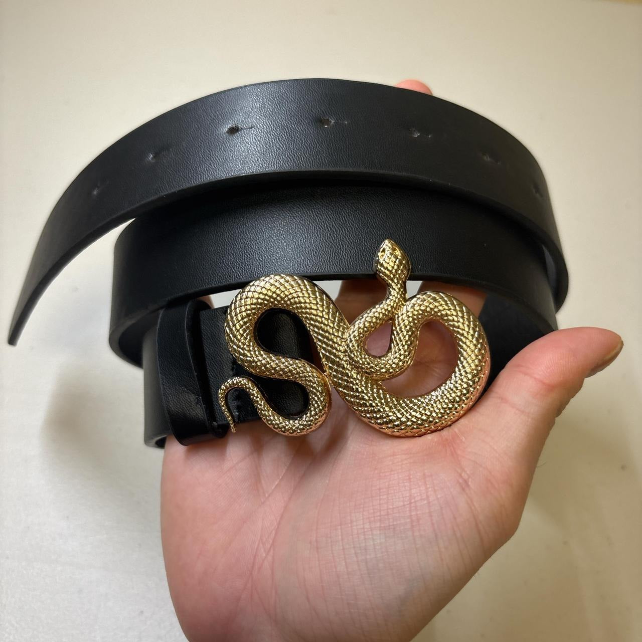 0697 - Gold Snake Buckle Belt