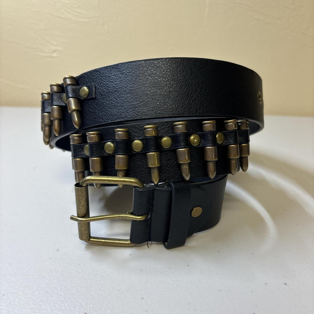 0650 - Rusted Bullet Studded Belt