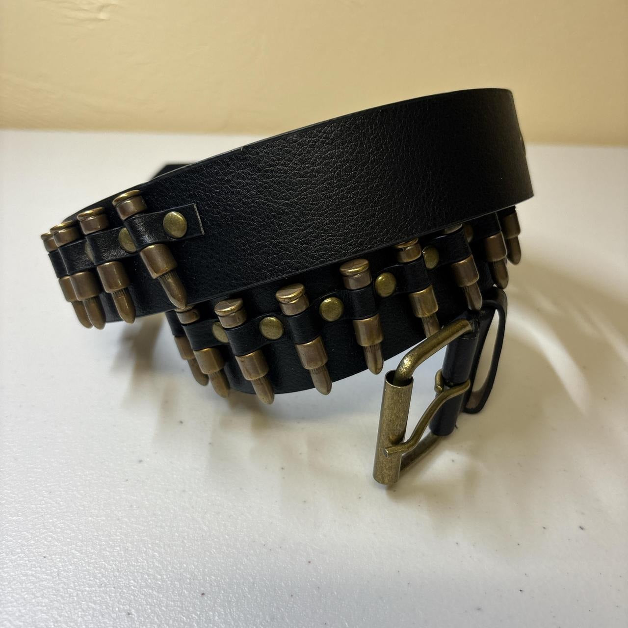 0650 - Rusted Bullet Studded Belt