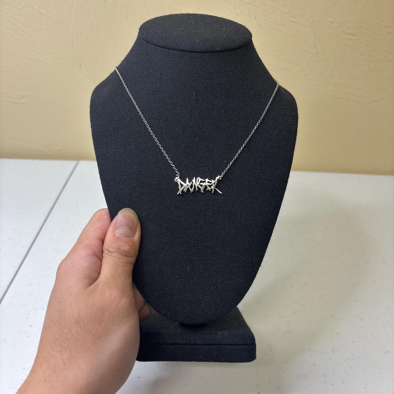 0589 - Stainless 'Danger' Pendant Chain