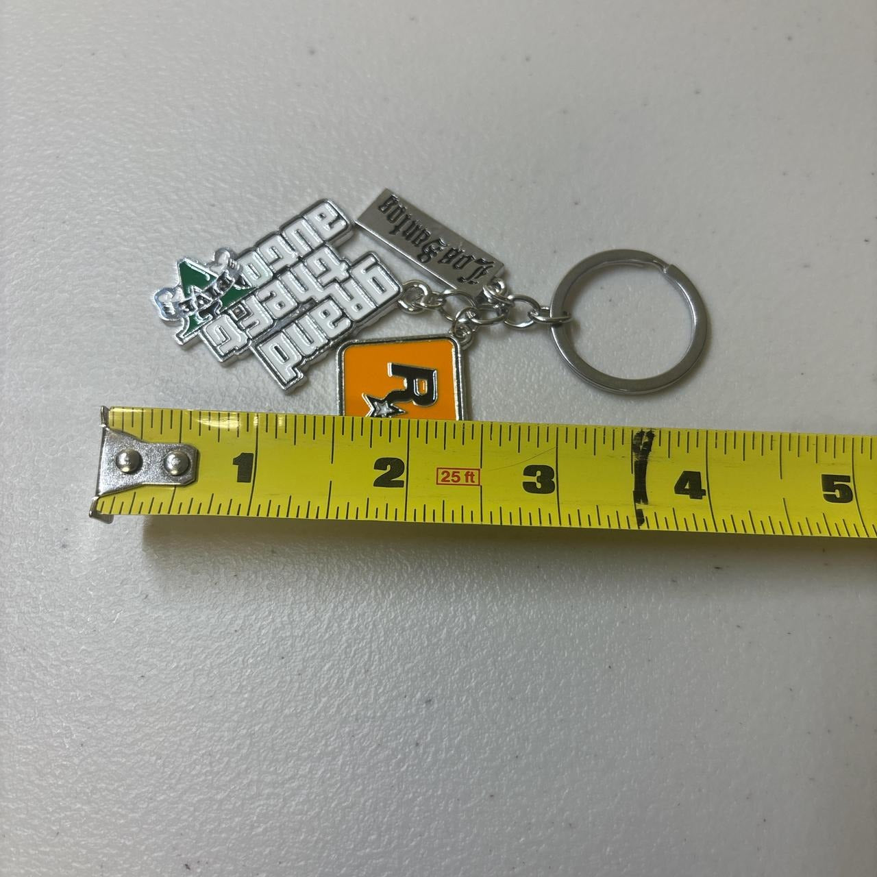0683 - GTA V Charms Keychain