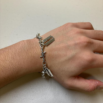 0676 - Razor Barbed Wire Bracelet V2