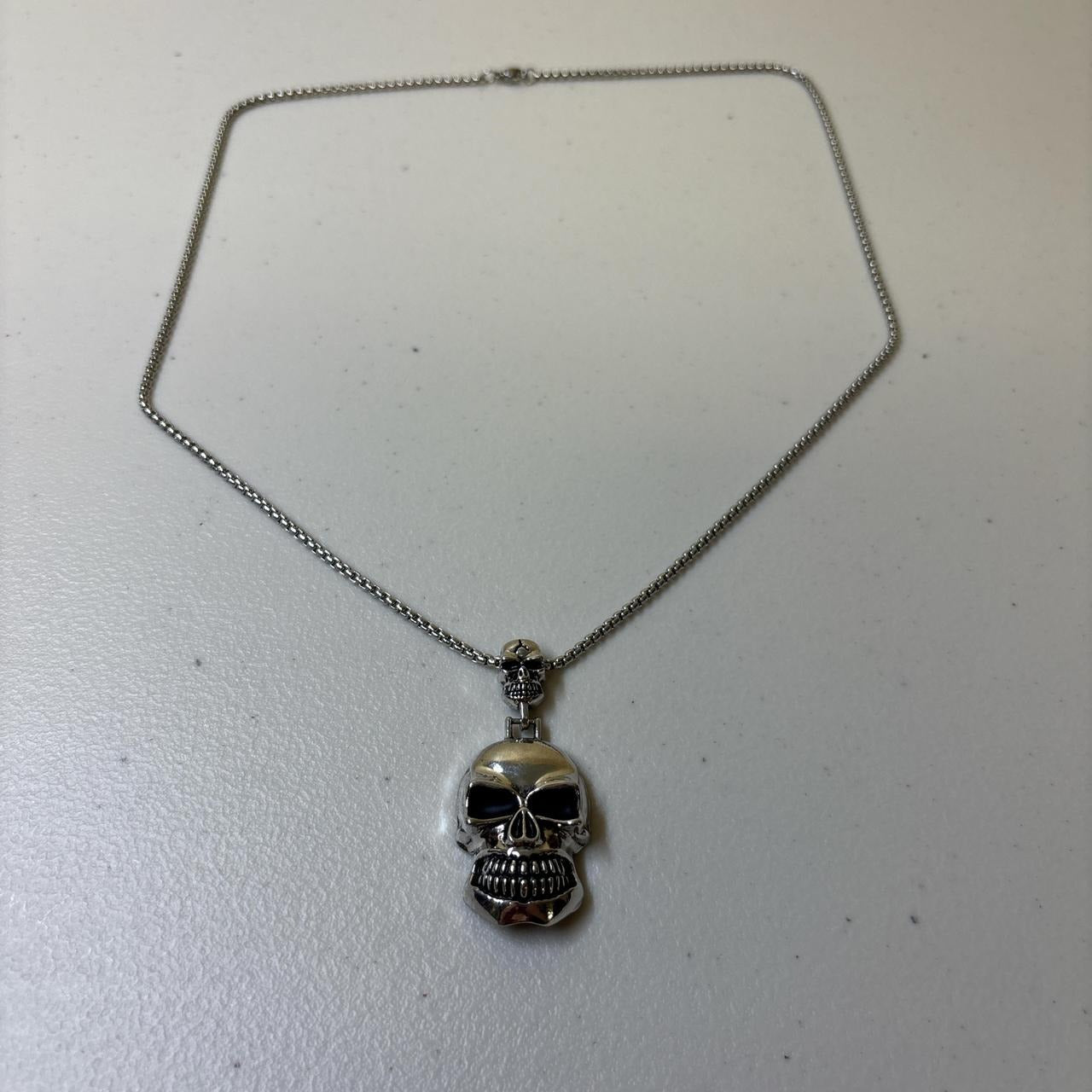 0622 - Silver Skull Pendant Necklace