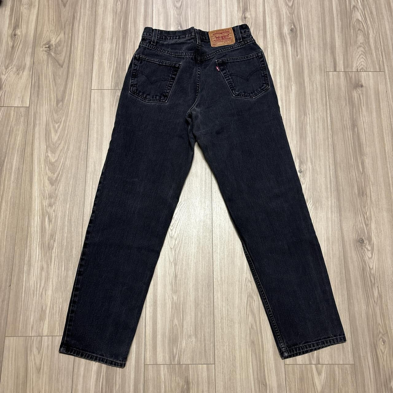 0639 - Vintage ‘02 Levi’s Faded 550 Black