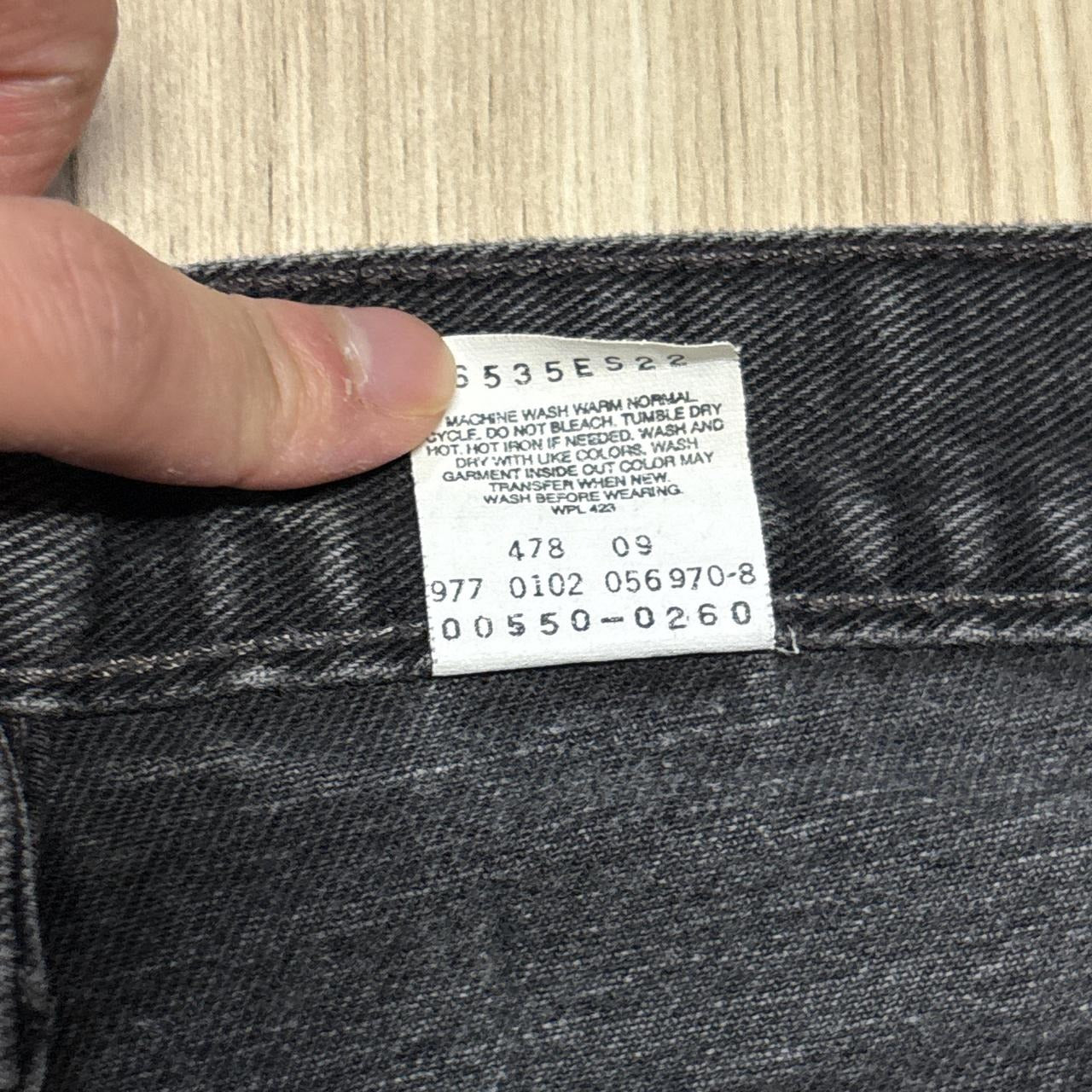 0639 - Vintage ‘02 Levi’s Faded 550 Black