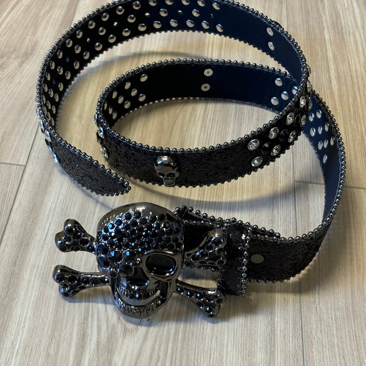 0383 - Dark Rhinestone Skull Buckle Belt