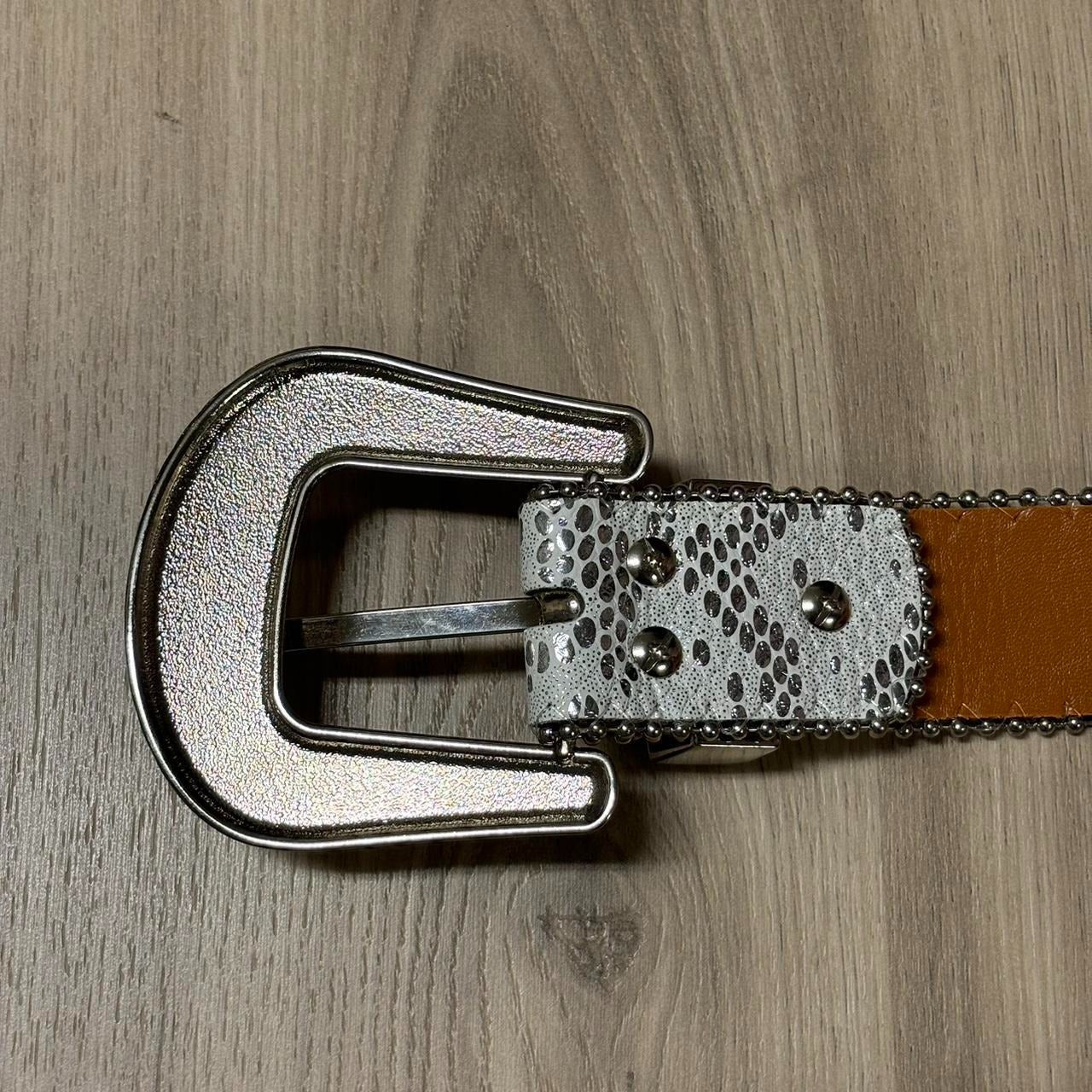 0489 - Silver Studded Buckle Scale Belt