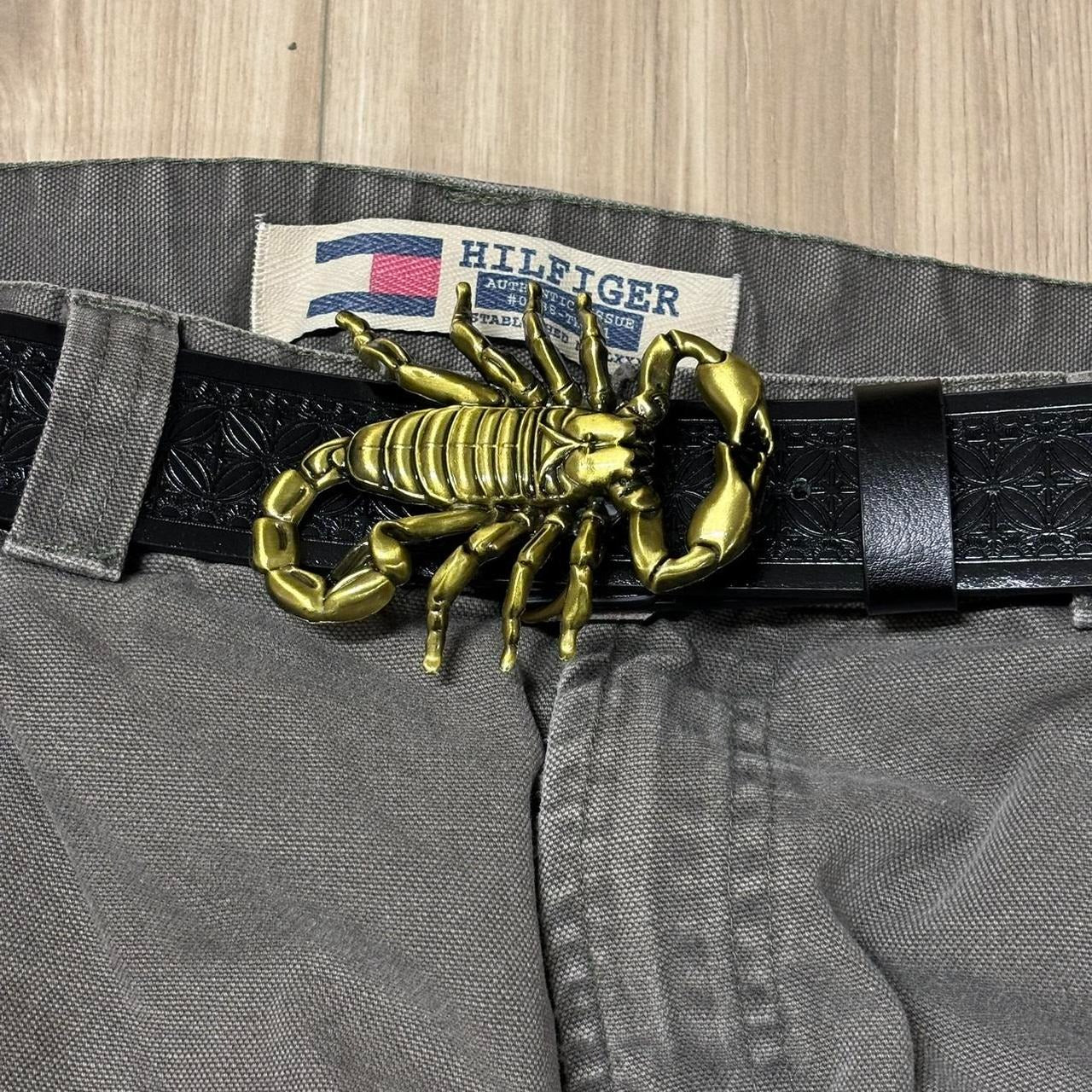 0485 - Gold Scorpion Buckle Belt