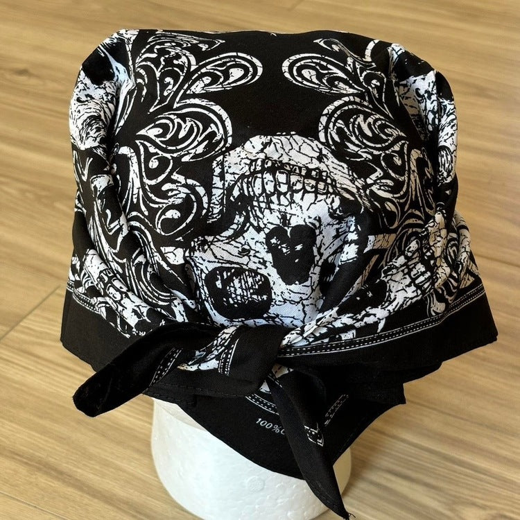 0099 - Skull Bandana