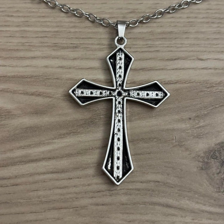 0221 - Grunge Cross Necklace