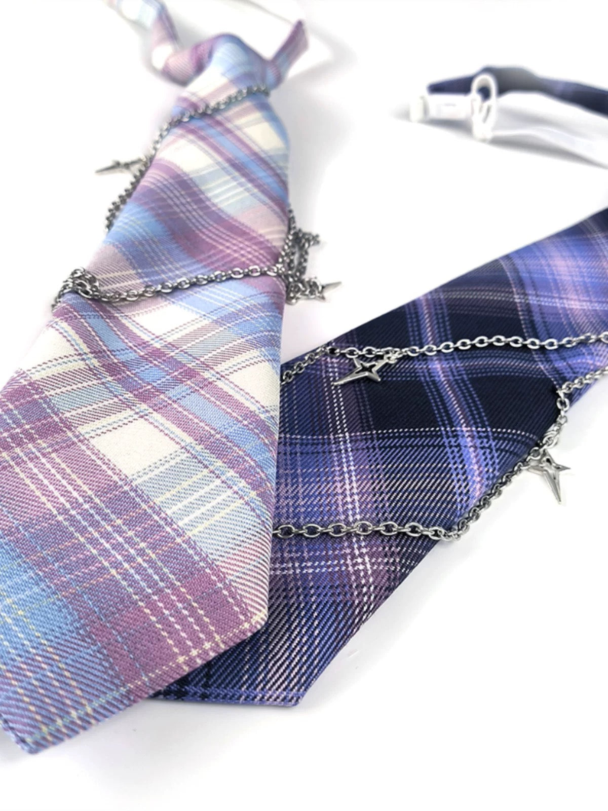 Starlit Chain Plaid Tie
