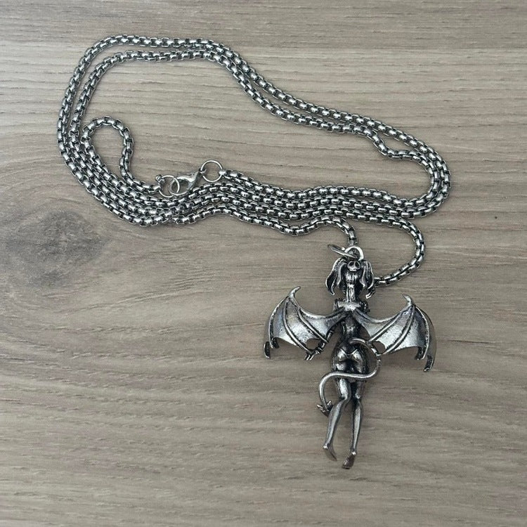 0189 - Succubus Demon Necklace