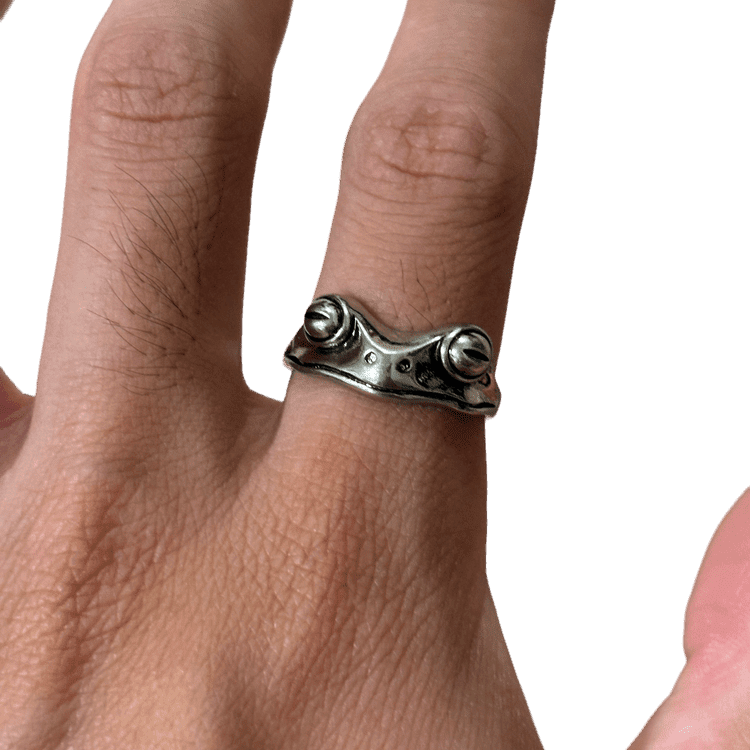 0318 - Silver Frog Ring