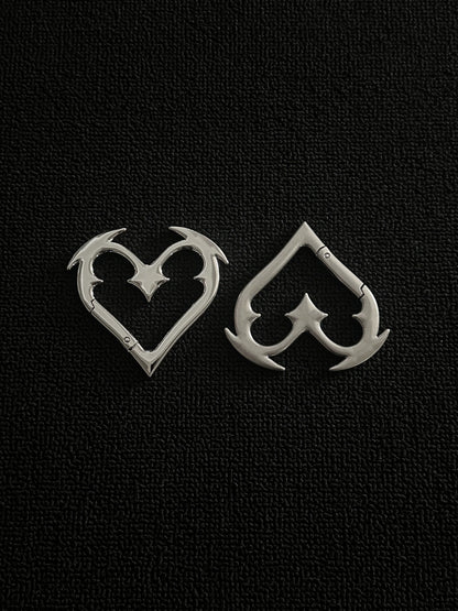 Razor Heart Carabiner
