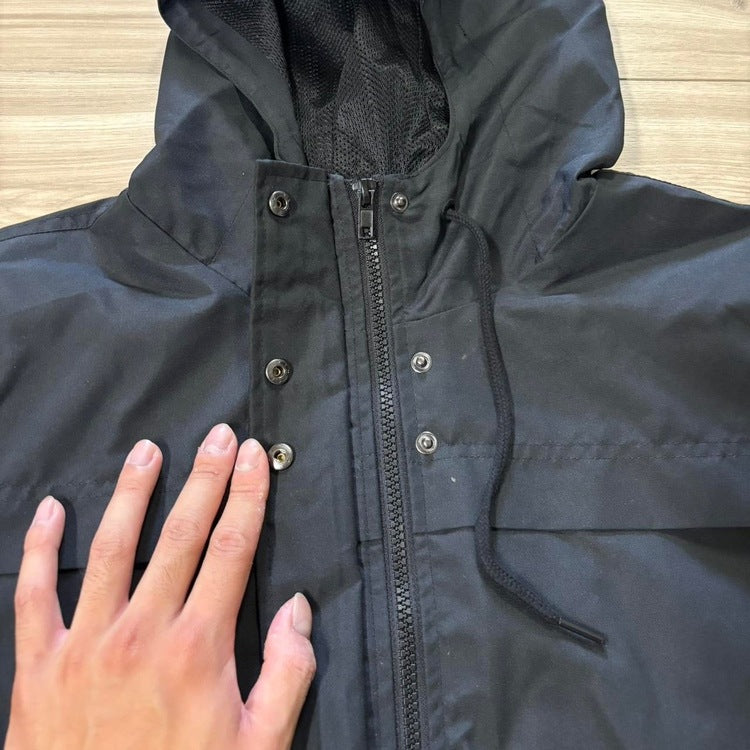 0371 - VOLCOM Black Windbreaker Jacket