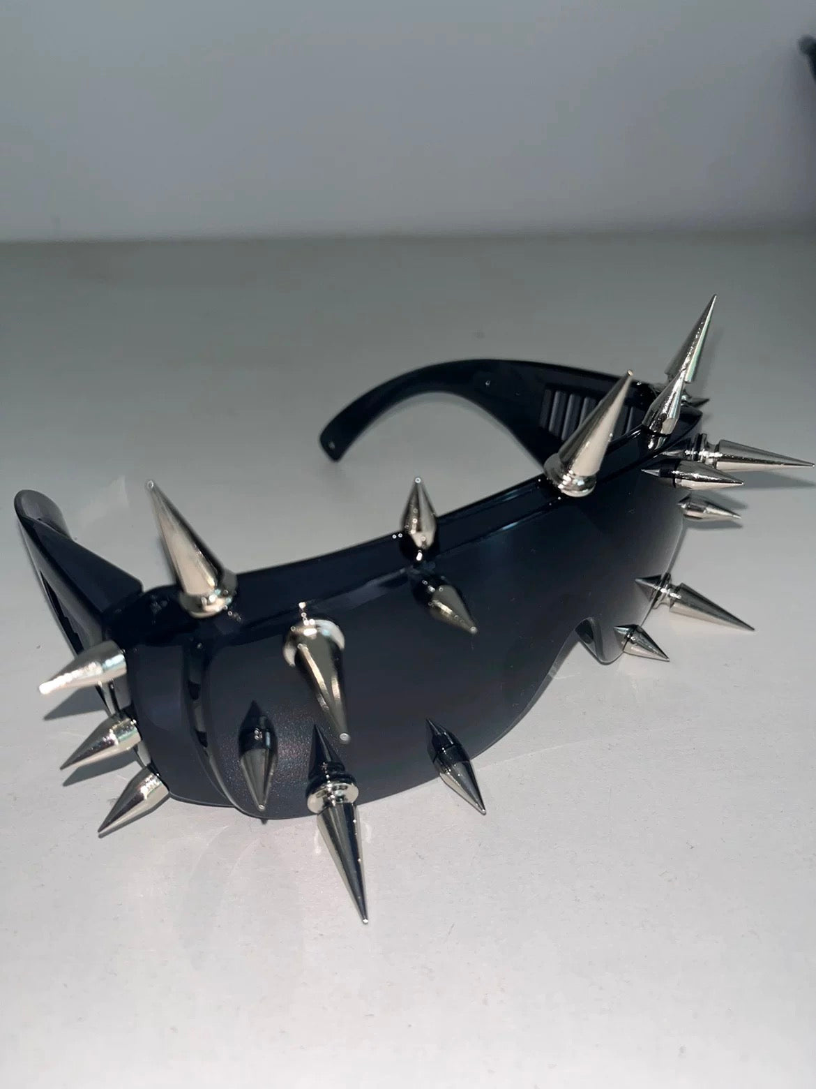 Spike Shock Visor