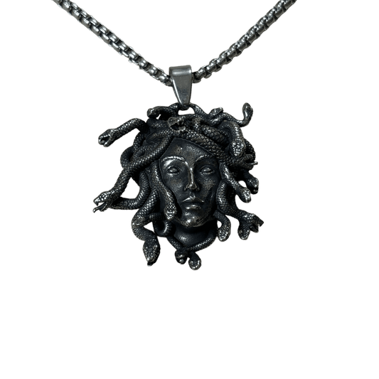 0491 - Medusa Snake Pendant