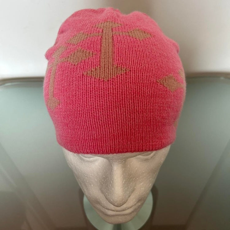 0095 - Gothic Cross Beanie (bubble gum pink)