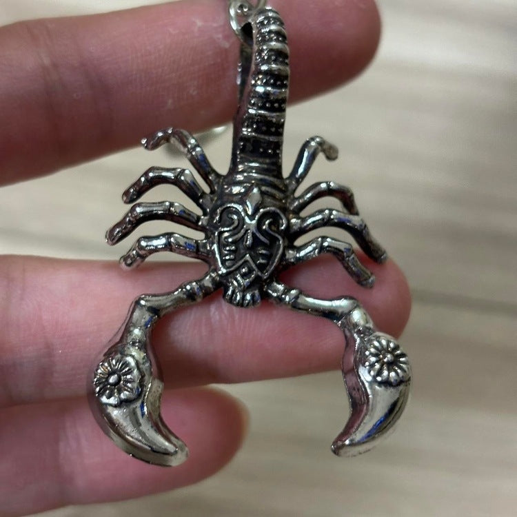 0182 - Y2K Scorpion Keychain