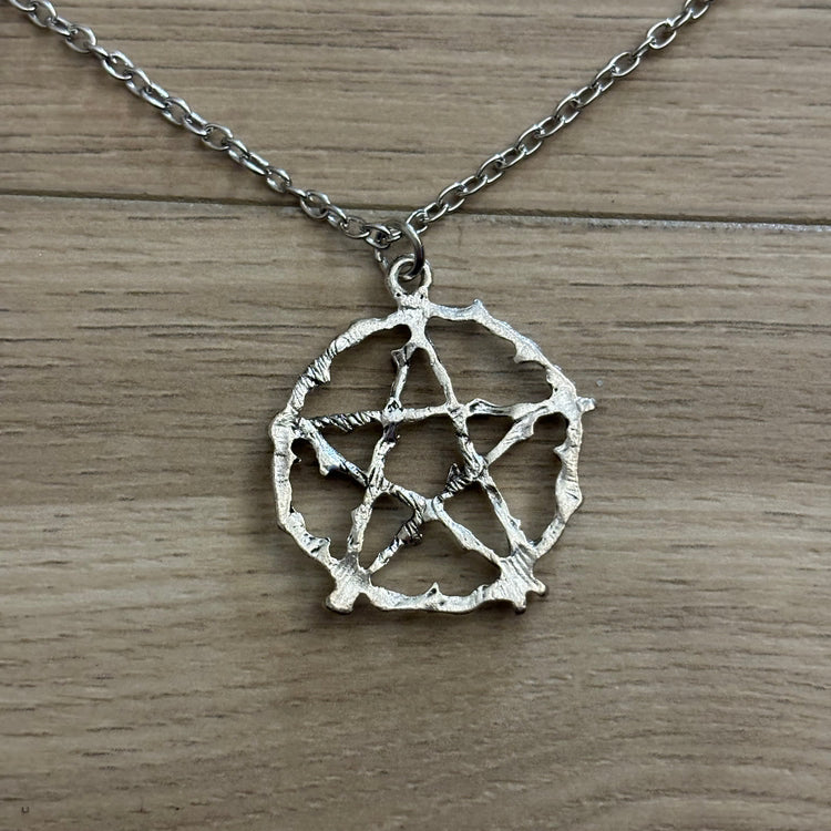 0224 - Barbed Star Necklace