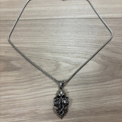 0219 - Cthulhu Octopus Necklace