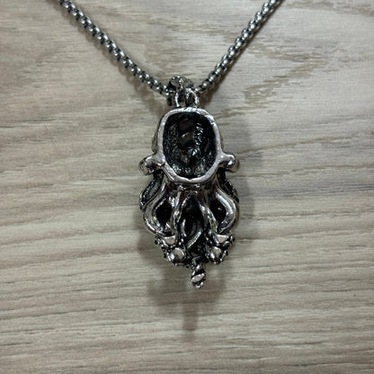 0219 - Cthulhu Octopus Necklace