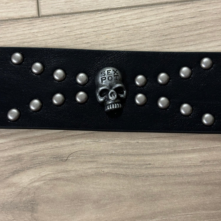 0048 - Antique Fences Buckle Skull Belt