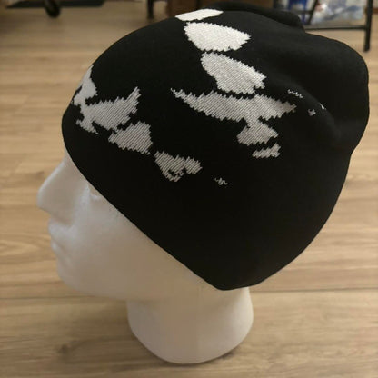0100 - Fang Beanie