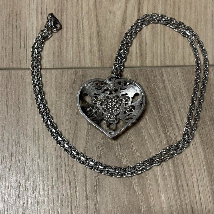 0420 - Vintage Rhinestone Heart Pendant Necklace