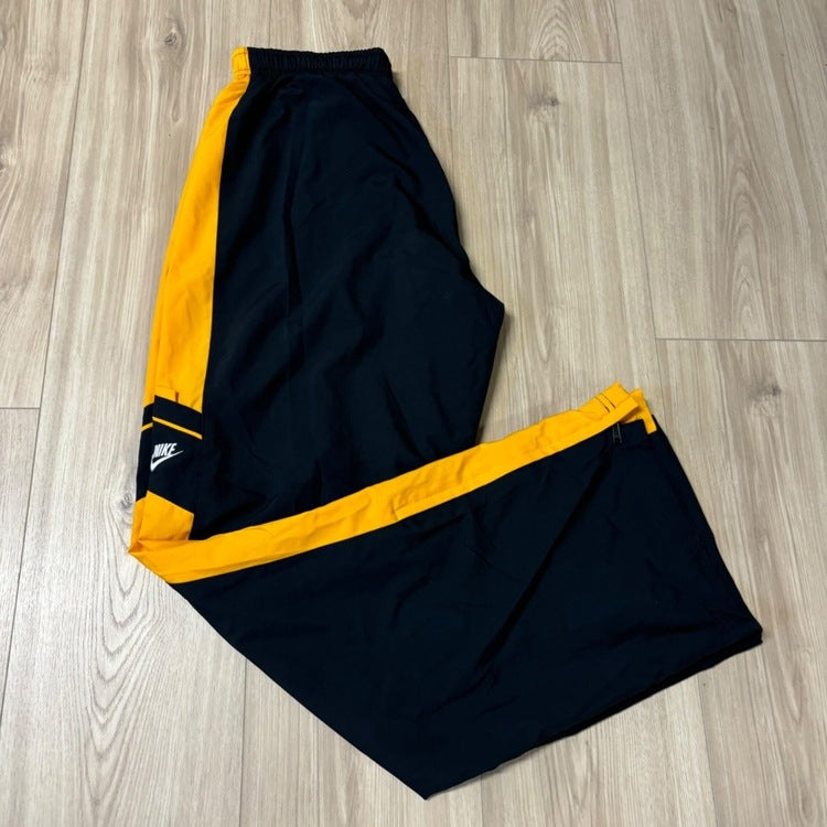 0457 - Black Yellow Nike Track Pants