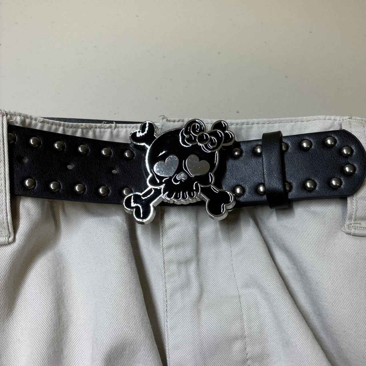 0636 - Skull Heart Buckle Belt Black