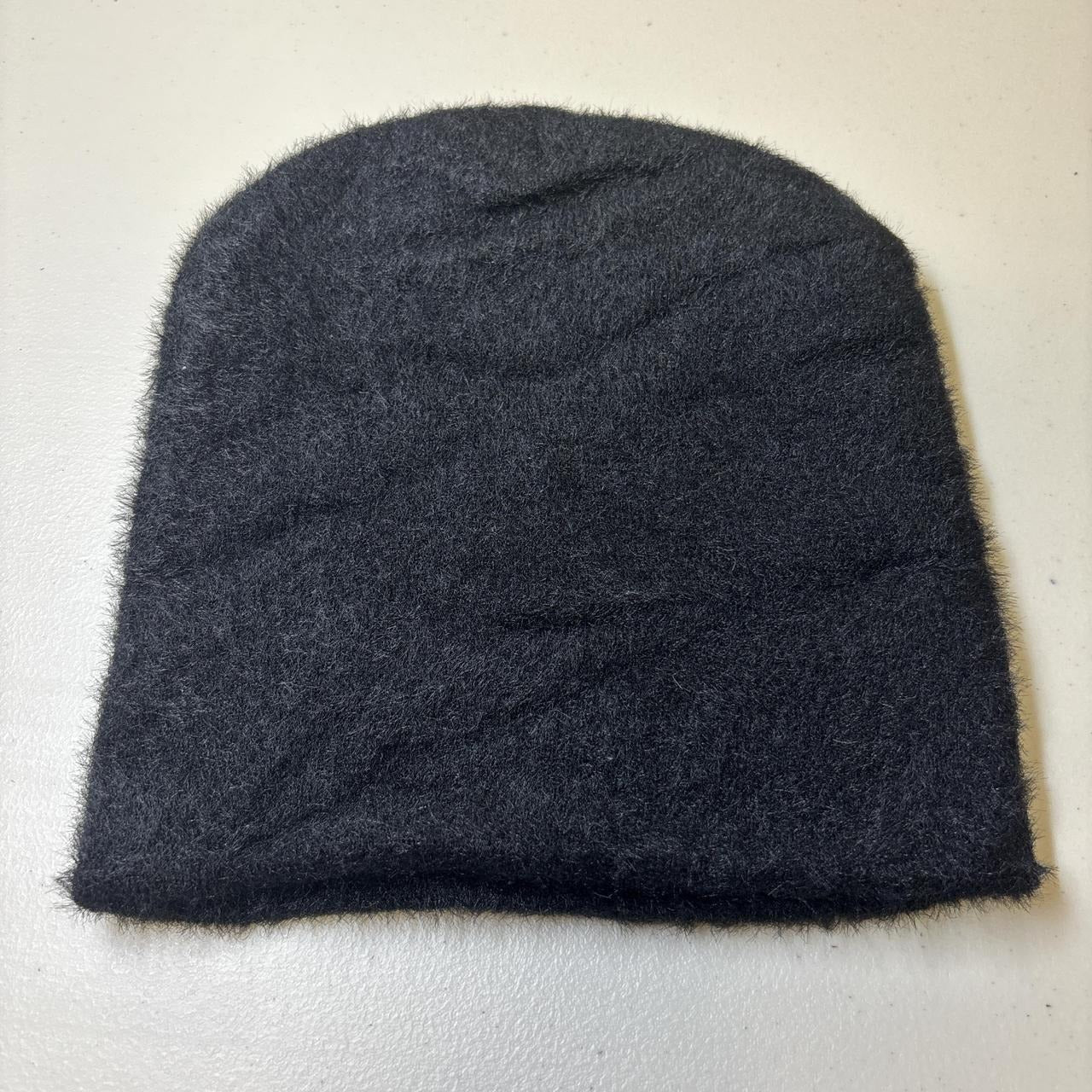 0643 - Mohair Cross Fuzzy Beanie