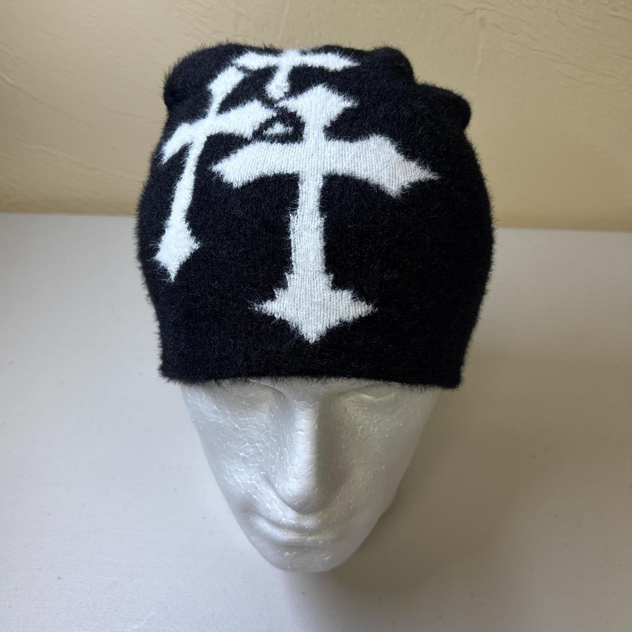 0643 - Mohair Cross Fuzzy Beanie