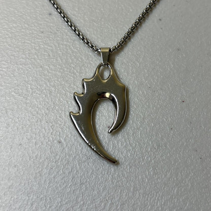 0629 - Rhinestone Wolf Fang Necklace