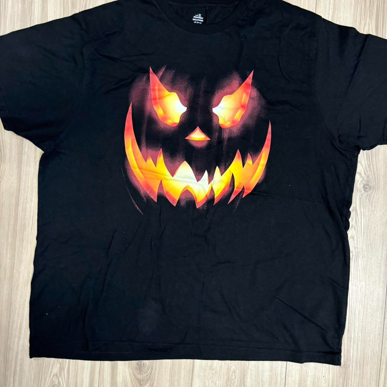 0522 - Halloween Jack O Lantern Pumpkin Shirt