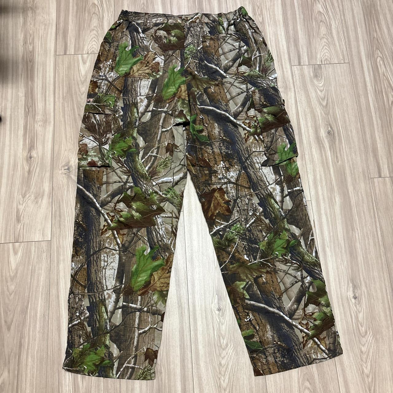 0603 - Realtree Camo Cargo Nylon Baggy Pants