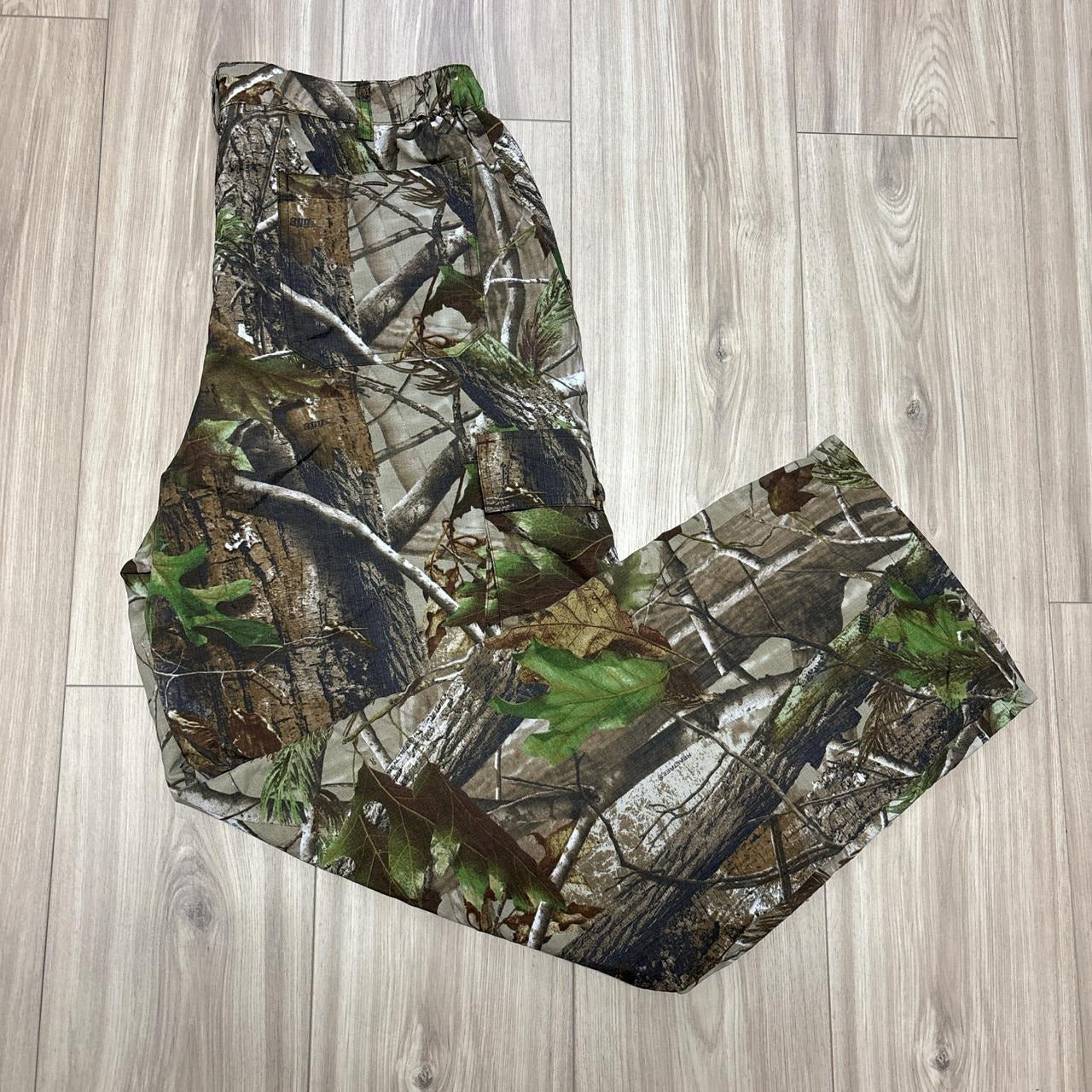 0603 - Realtree Camo Cargo Nylon Baggy Pants